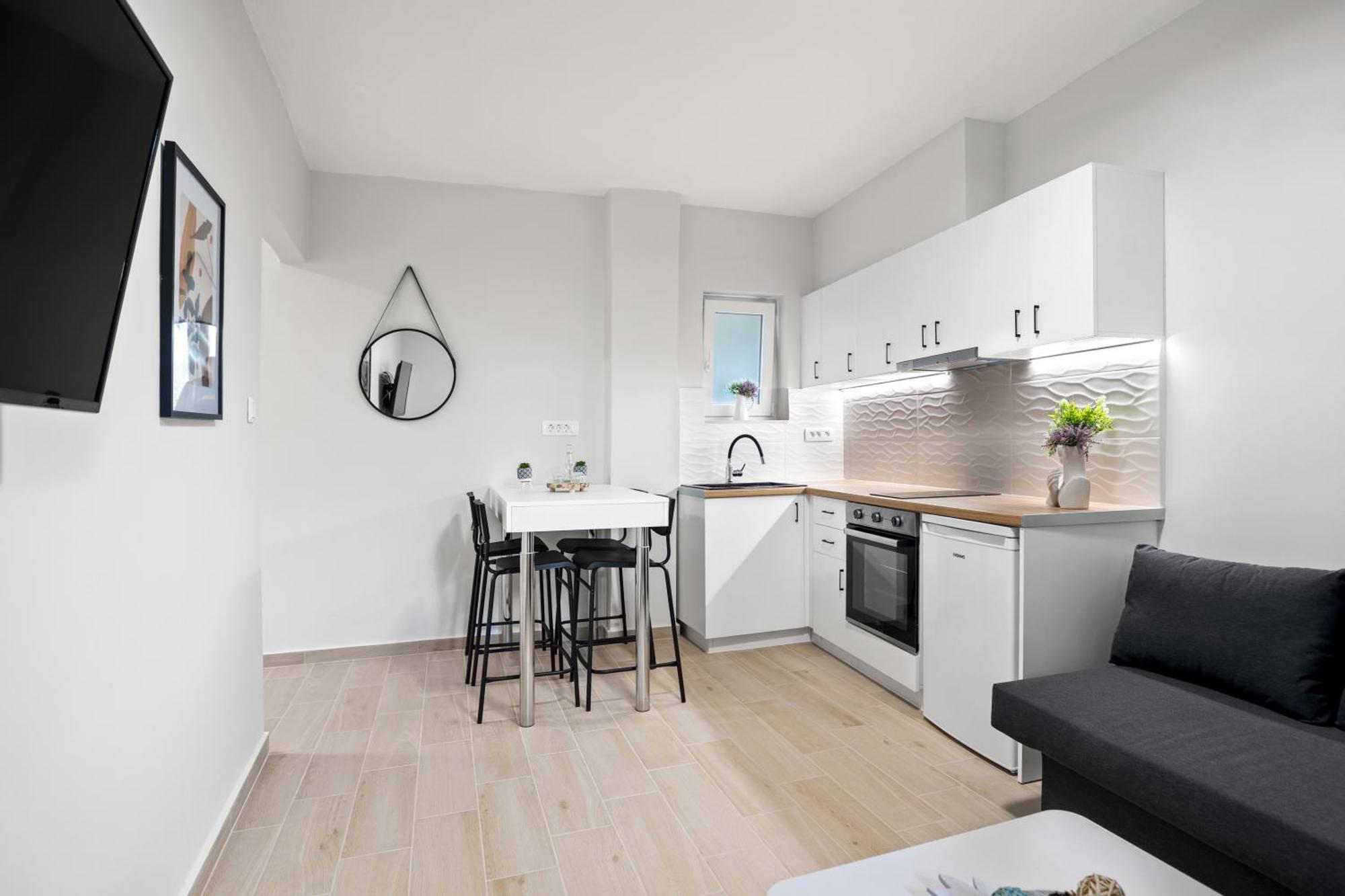 Nisos Apartments, Chania Center * Hanya