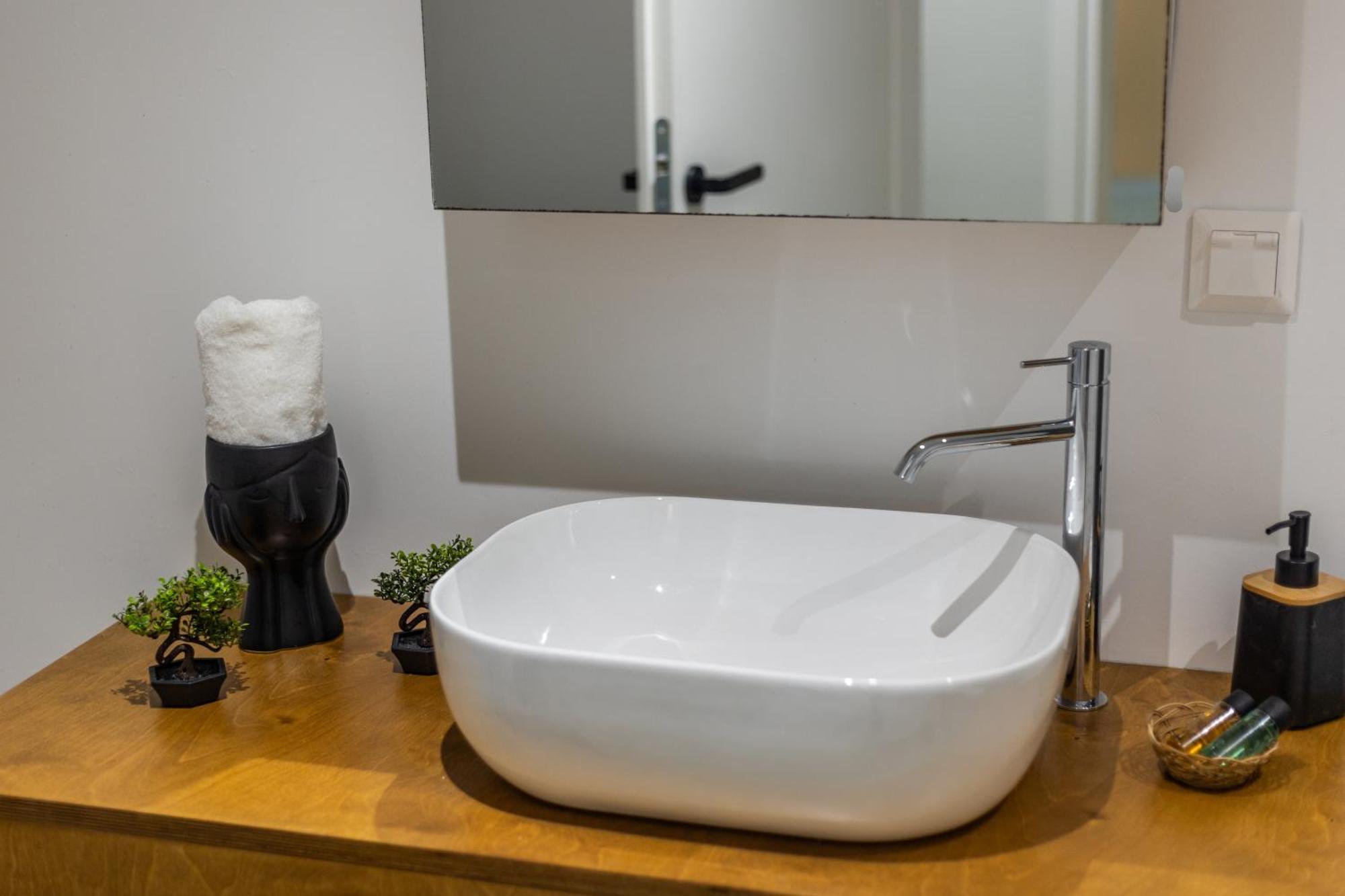 Nisos Apartments, Chania Center Apartament *